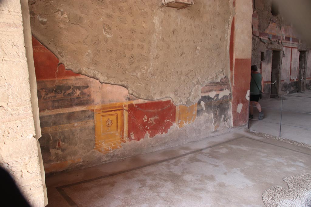 V.2.i Pompeii. October 2023. Tablinum 7, looking along west wall from north portico. Photo courtesy of Klaus Heese.