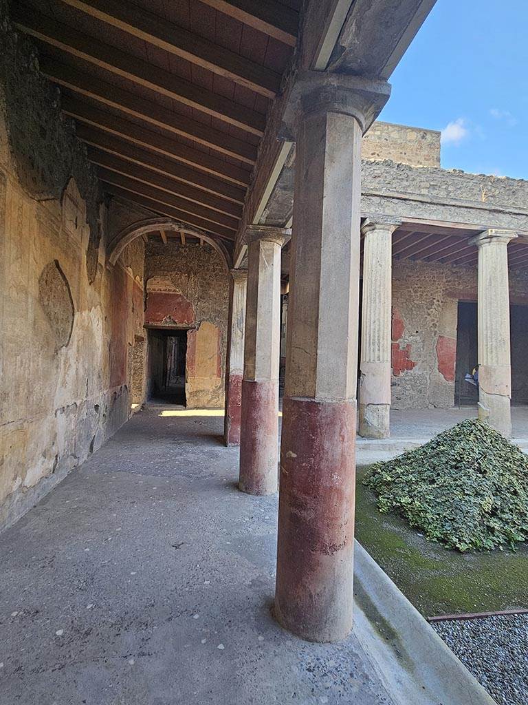 V.2.i Pompeii. November 2024.
Peristyle 23, looking north along west portico. Photo courtesy of Annette Haug.