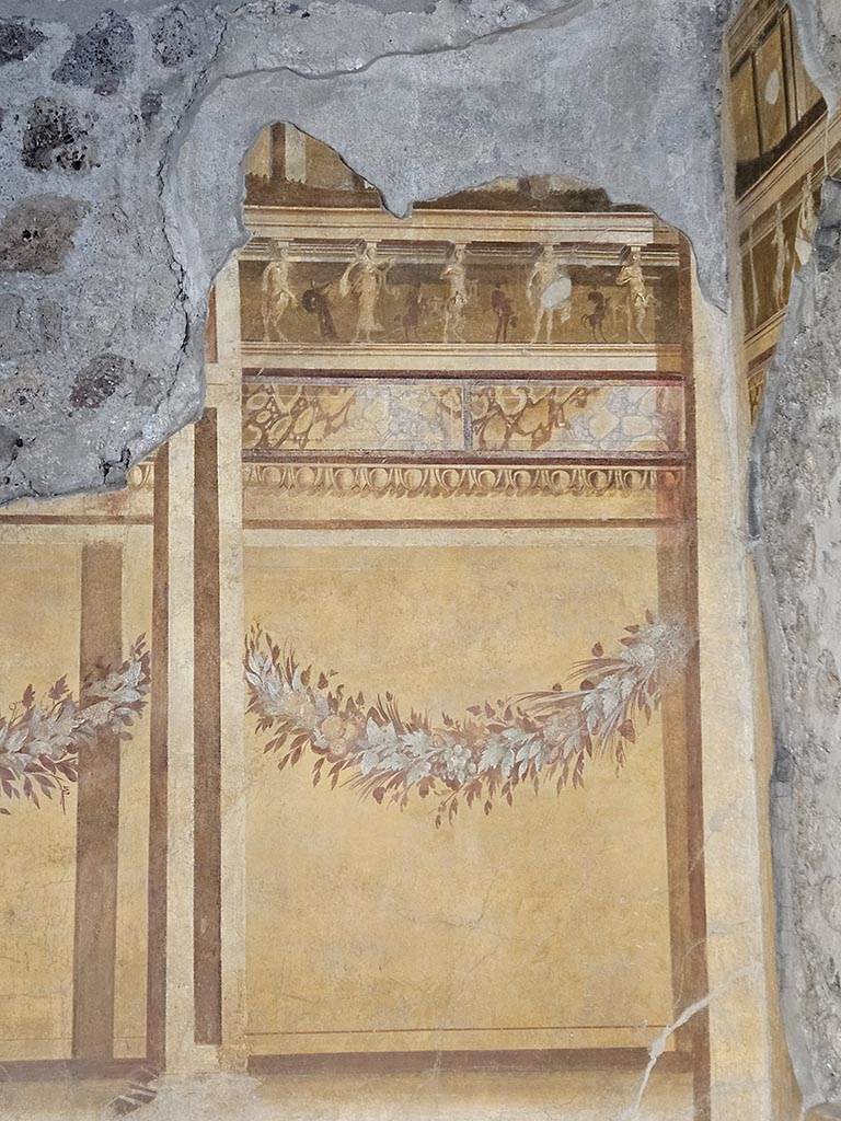 V.2.i Pompeii. November 2024.
Room 19, detail from south wall at west end in south-west corner. Photo courtesy of Annette Haug.