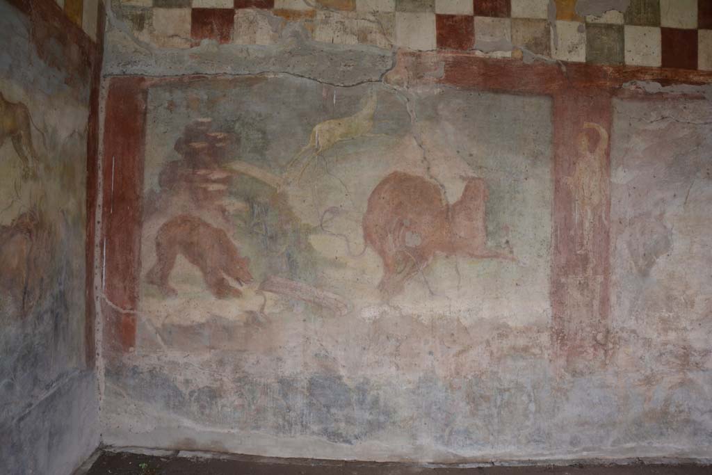 V.4.a Pompeii. March 2018. Room ‘l’ (L), detail from east wall in north-east corner.
Foto Annette Haug, ERC Grant 681269 DÉCOR