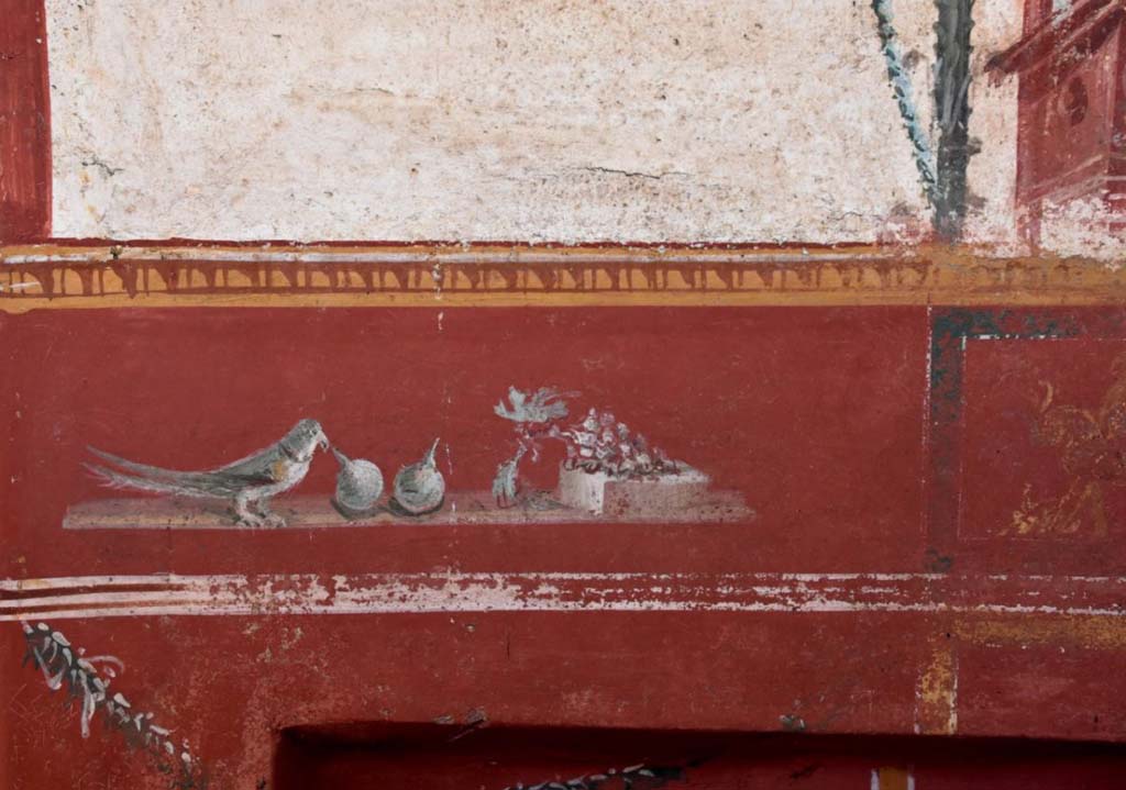 V.6.12 Pompeii. February 2019. Amb. 9. Bird with fruit above bed niche in the cubiculum.
Uccello con frutta sopra la nicchia del letto nel cubiculum.
Photograph © Parco Archeologico di Pompei.