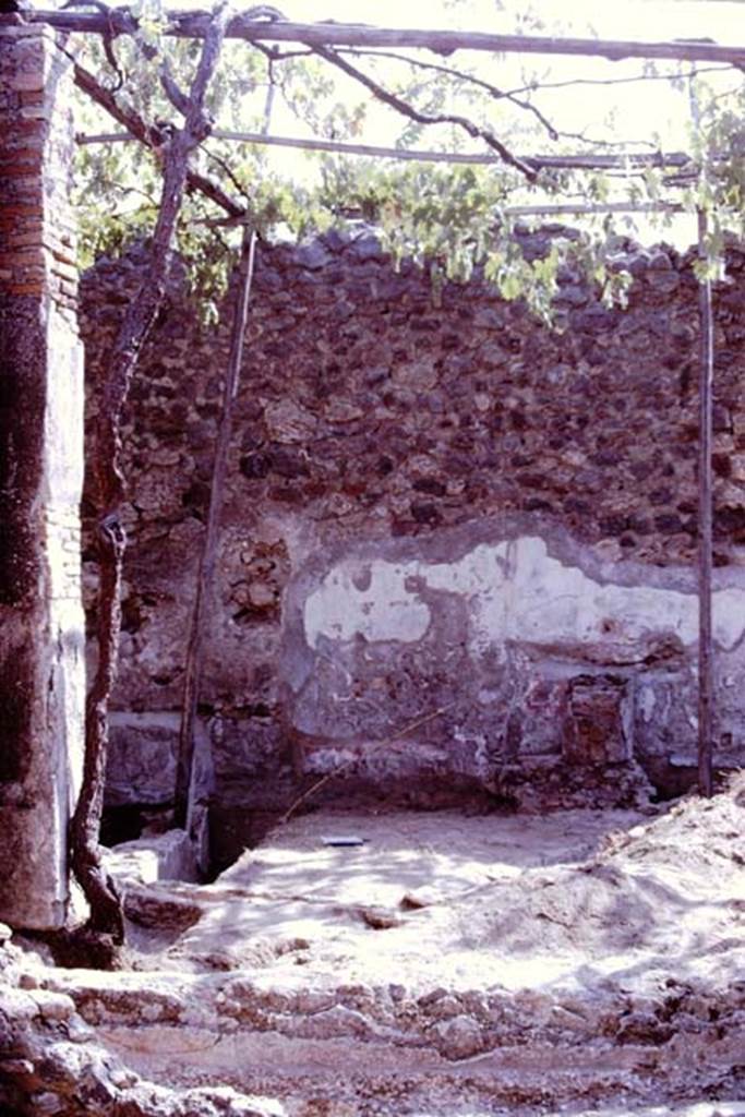 VI.2.4 Pompeii. 1970. Looking east across garden area from portico. Photo by Stanley A. Jashemski.
Source: The Wilhelmina and Stanley A. Jashemski archive in the University of Maryland Library, Special Collections (See collection page) and made available under the Creative Commons Attribution-Non Commercial License v.4. See Licence and use details.
J70f0599
See Laidlaw, A and Stella, M.S (2014): The House of Sallust in Pompeii , Portsmouth, Rhode Island, (p. 191, S.23b, and p.201, S.29)