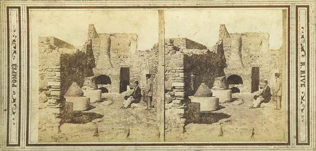 VI.2.6 Pompeii. December 2005. Mill in bakery.