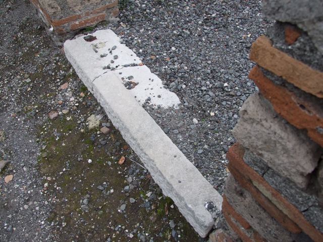 VI.2.10 Pompeii. December 2007. Oecus on south side of atrium.