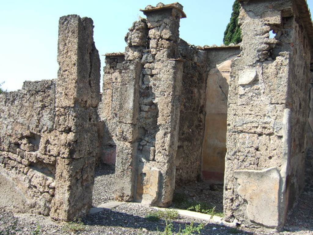 VI.2.11 Pompeii. September 2005. Looking north across exedra/ala.