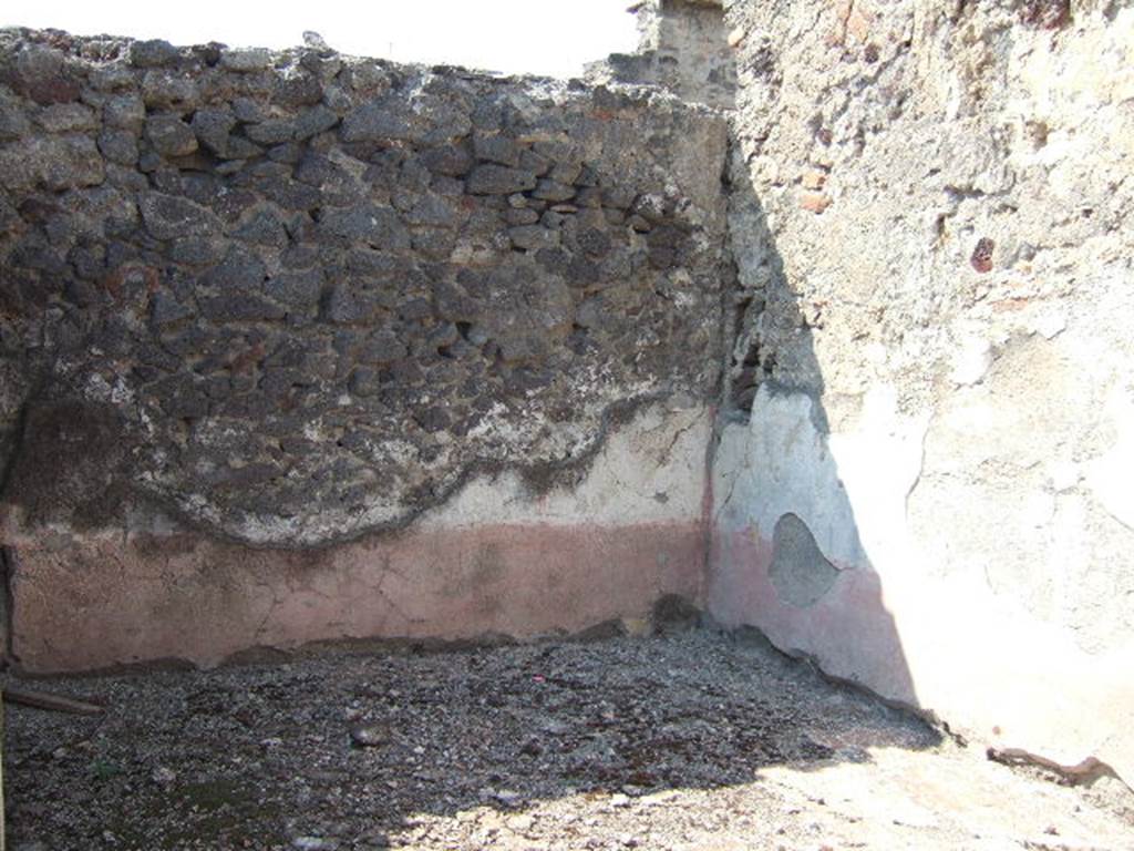 VI.2.13 Pompeii. September 2005. East wall of tablinum.