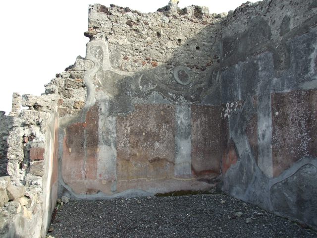 VI.5.10 Pompeii. December 2007. Doorway to room 15, looking east.