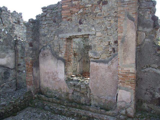 VI.5.17 Pompeii. March 2009. Looking south west across atrium area.