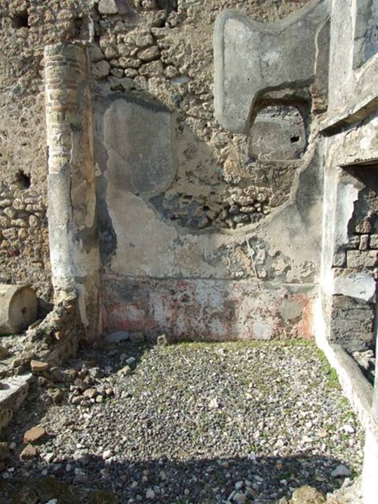 VI.7.1 Pompeii. March 2009. North wall of light-well.