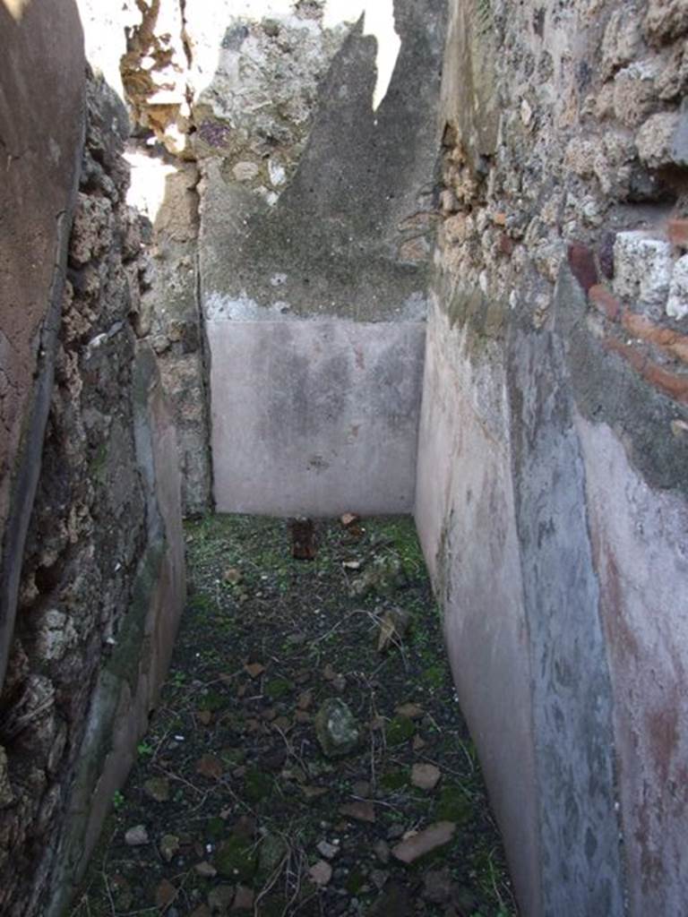 VI.8.20 Pompeii. March 2009. Room 13. Looking east. North and south walls with remains of stairs.