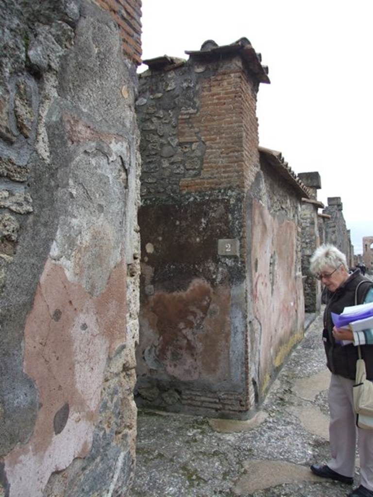 VI.10.2 Pompeii. March 2009. Plaster at entrance.