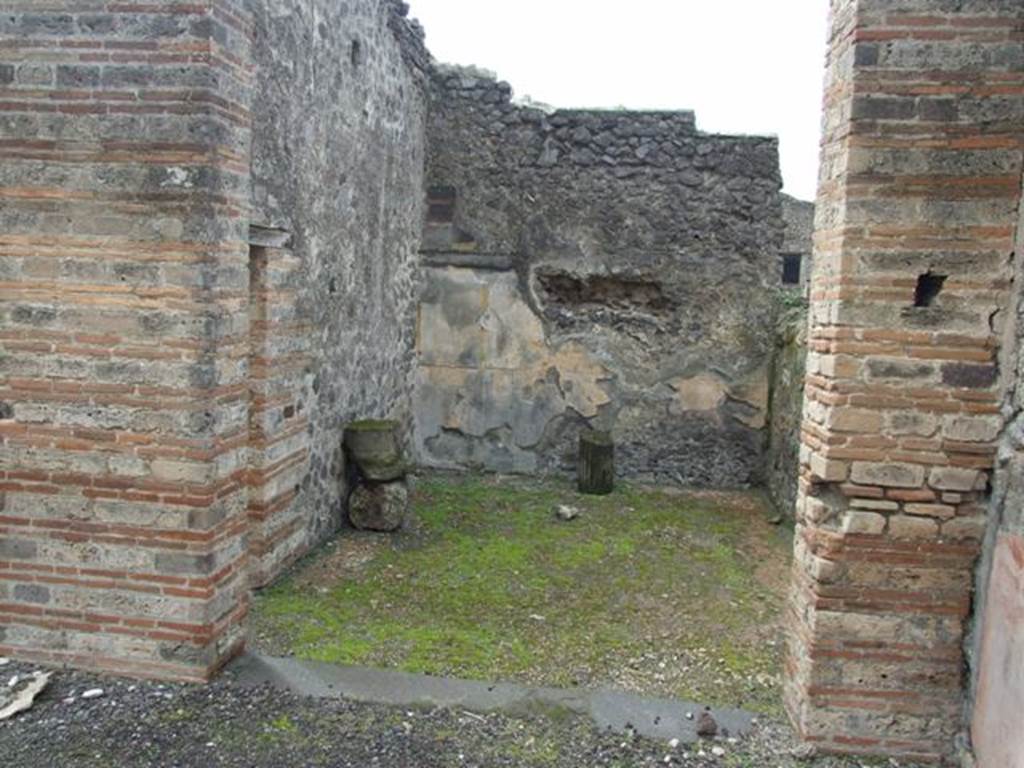 VI.10.6 Pompeii. March 2009. Room 14. Exedra.