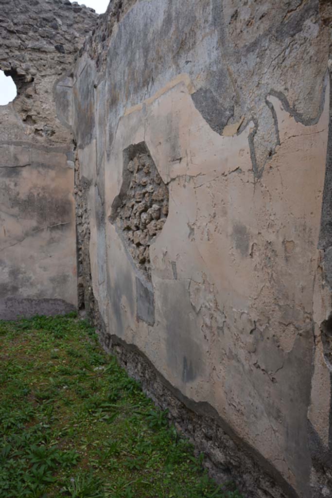 VI.11.9 Pompeii. October 2017. Room 4, looking west along north wall of corridor.
Foto Annette Haug, ERC Grant 681269 D�COR




