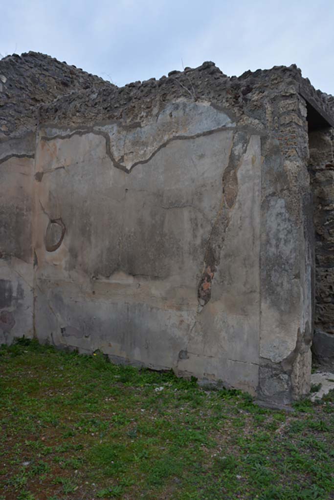 VI.11.9 Pompeii. October 2017. Room 7, looking west along north wall.
Foto Annette Haug, ERC Grant 681269 D�COR


