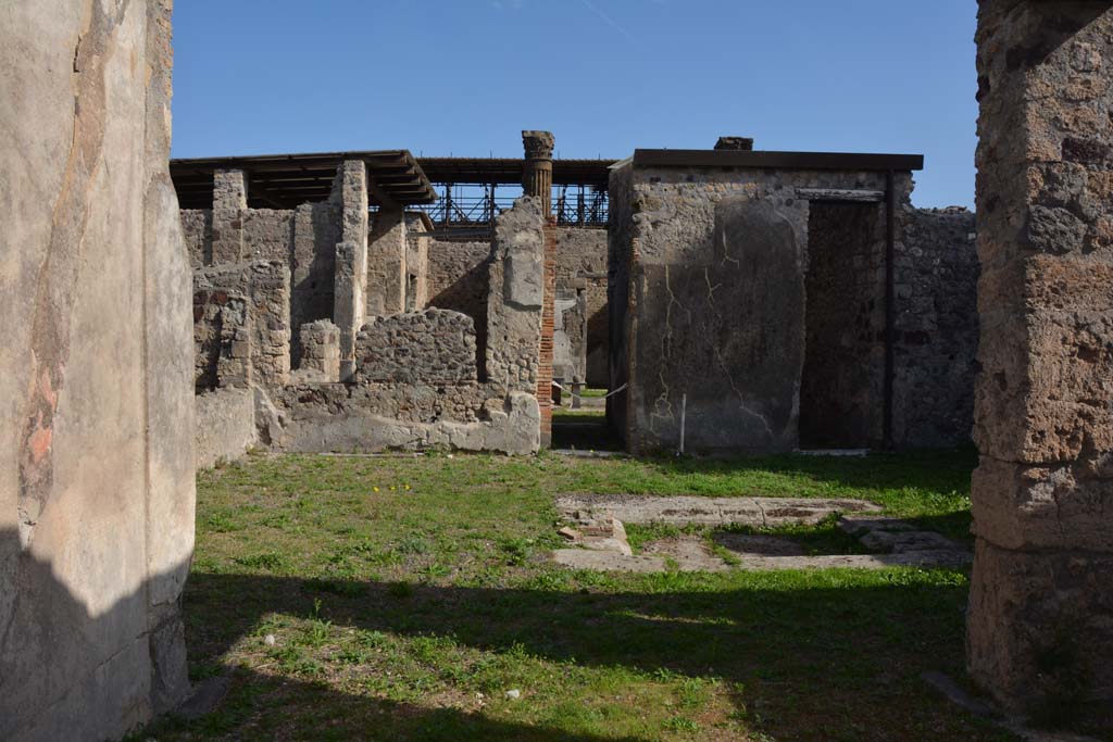 VI.11.9 Pompeii. October 2017. Room 7, looking east across atrium 3 from west ala 7.
Foto Annette Haug, ERC Grant 681269 D�COR

