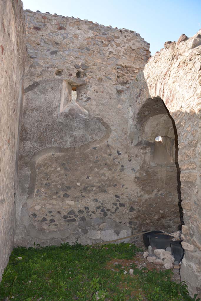 VI.11.9 Pompeii. October 2017. Room 8, looking towards west wall. 
Foto Annette Haug, ERC Grant 681269 D�COR



