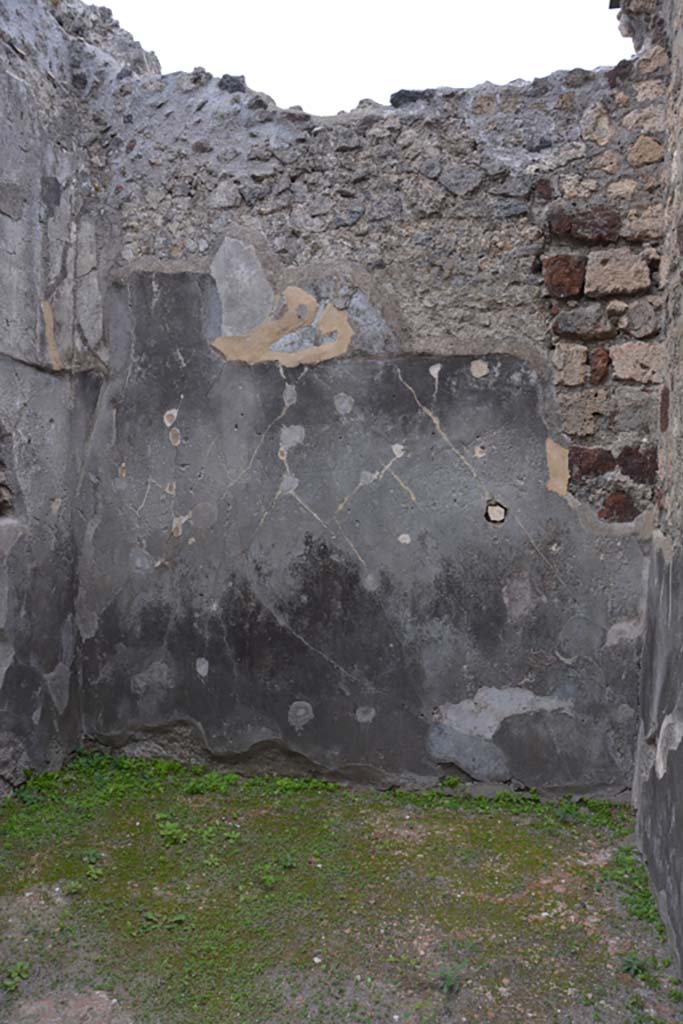 VI.11.10 Pompeii. October 2017. Room 28, looking across flooring towards west wall.
Foto Annette Haug, ERC Grant 681269 D�COR


