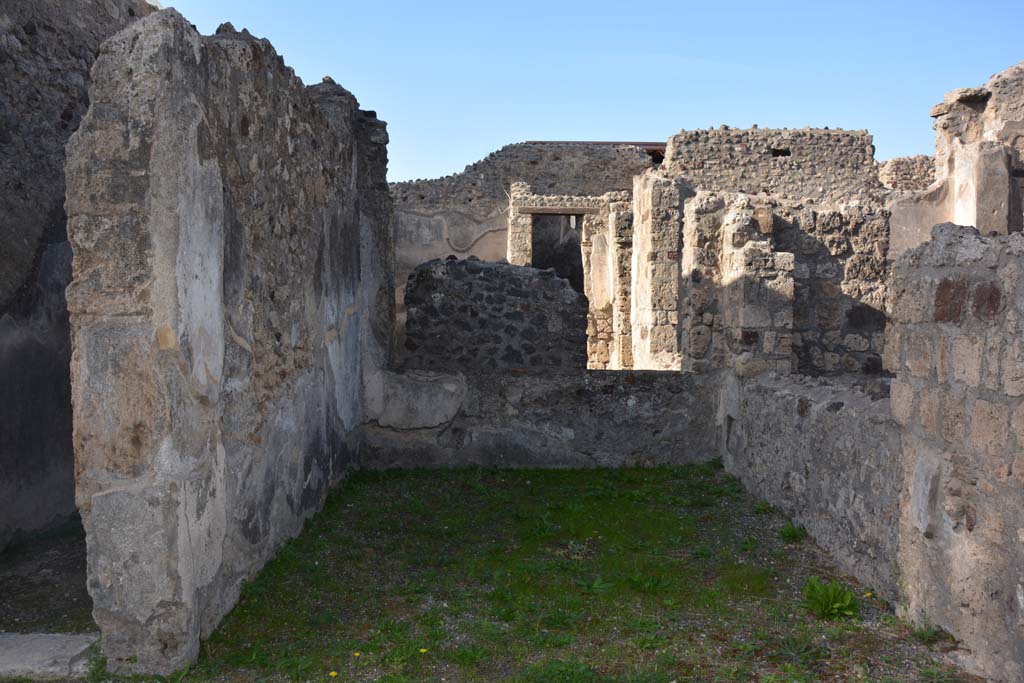 VI.11.10 Pompeii. October 2017. Room 31, west ala, looking west from atrium.
Foto Annette Haug, ERC Grant 681269 DÉCOR