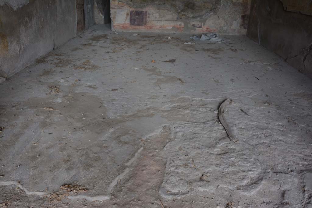 VI.11.10 Pompeii. October 2017. Room 40, looking north across flooring.
Foto Annette Haug, ERC Grant 681269 D�COR
