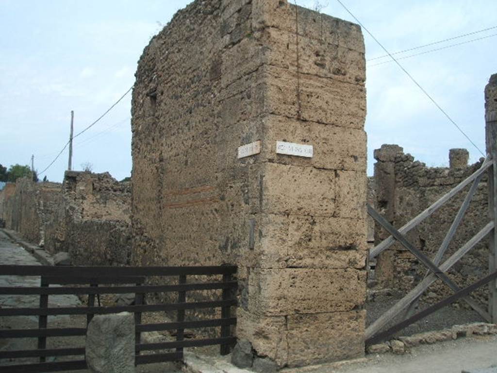 VI.13.1 corner of Via del Labirinto (on left) , from Via della Fortuna.
According to Della Corte, he hypothesised that the owner of house at VI.13.2, was possibly a �Philippus�. Philippus was mentioned in the recommendation found painted in red, on the external wall of VI.13.1, at the corner in the western vicolo. It read �
Philippus, gaudens (facit)  [CIL IV 304]
See Della Corte, M., 1965.  Case ed Abitanti di Pompei. Napoli: Fausto Fiorentino. (p.120)
According to Epigraphik-Datenbank Clauss/Slaby (See www.manfredclauss.de), CIL IV 304 read -
M(arcum) Holconium Priscum
[3] Philippus gaudens         [CIL IV 304]
According to Pagano and Prisciandaro, also found on this same wall in May 1831, were �
Popidium Secundum
aed(ilem) o(ro) v(os) f(aciatis)     [CIL IV 305, painted in black]
Helvium Sabinum    [CIL IV 306, painted in red]
Helv(iu]m Sabinum    [CIL IV 307, painted in black]
[3] Numisi[um    [CIL IV 308, painted in red]
See Pagano, M. and Prisciandaro, R., 2006. Studio sulle provenienze degli oggetti rinvenuti negli scavi borbonici del regno di Napoli. Naples : Nicola Longobardi. (p.145)   PAH III, 119.



