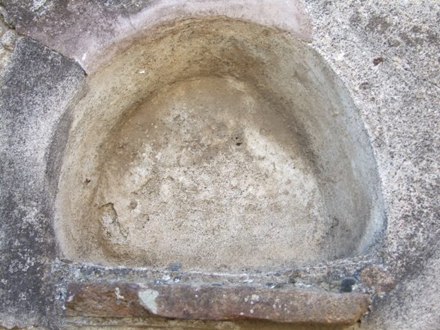 Fountain outside VI.13.7