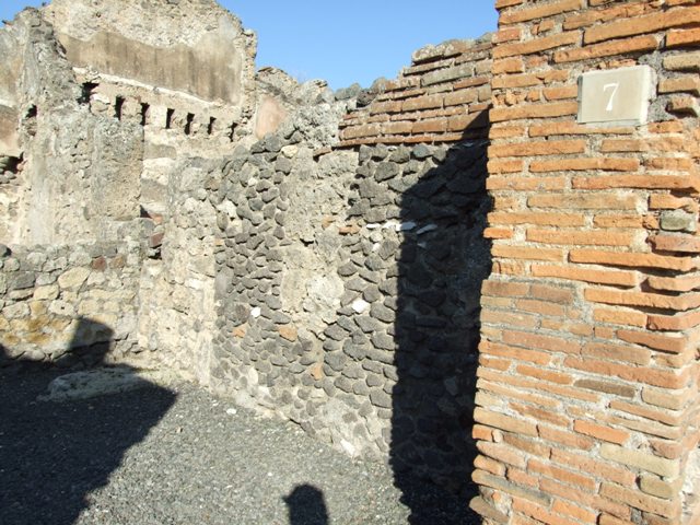 VI.14.7 Pompeii. December 2007. West wall.