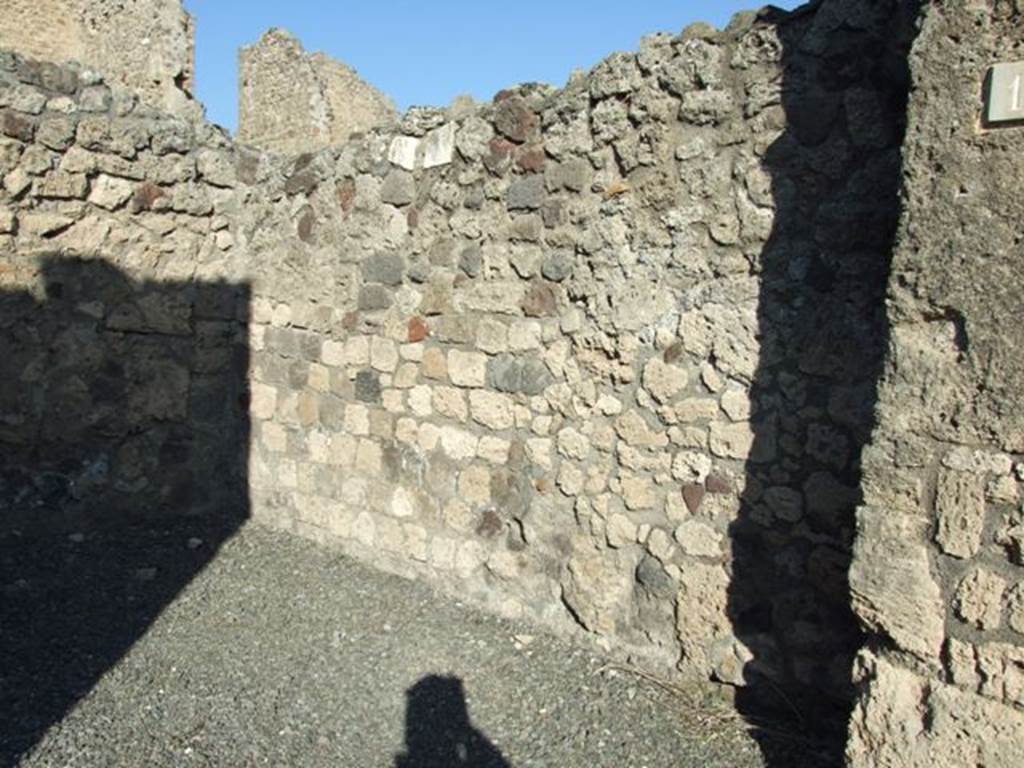 VI.14.14 Pompeii. December 2007. Threshold or sill at front of shop with groove for wooden shutters.