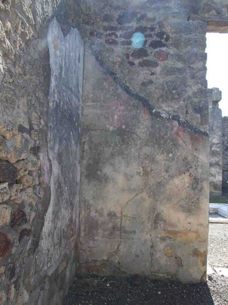 VI.14.20 Pompeii. March 2009. Room 7. South wall and south east corner.