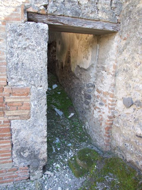 VI.14.20 Pompeii. March 2009. Room 12. Small room on south side of room 4.