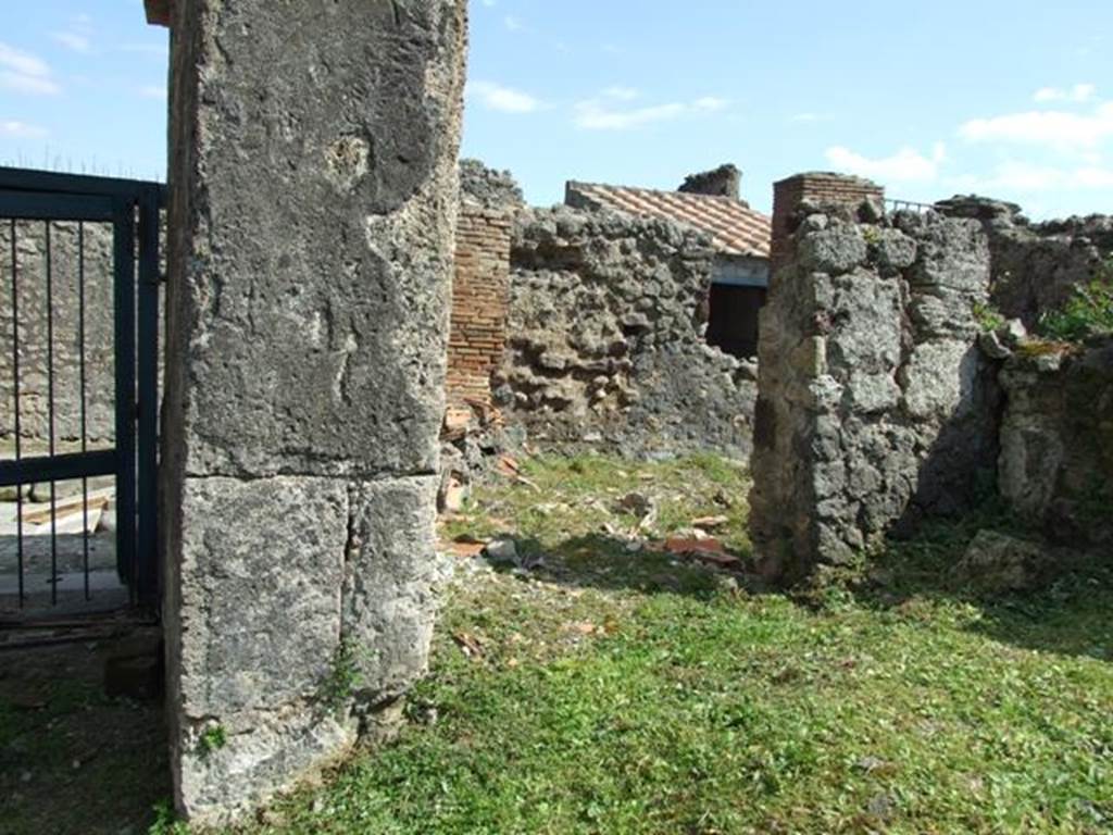 VI.15.5 Pompeii. March 2009. Doorway into Room 28, a room that used to contain a staircase to the upper floor.