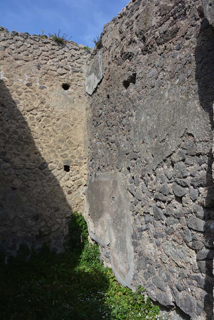 VI 15 5 Pompeii. March 2019. Cubiculum 3, looking north along east wall.
Foto Annette Haug, ERC Grant 681269 D�COR.
