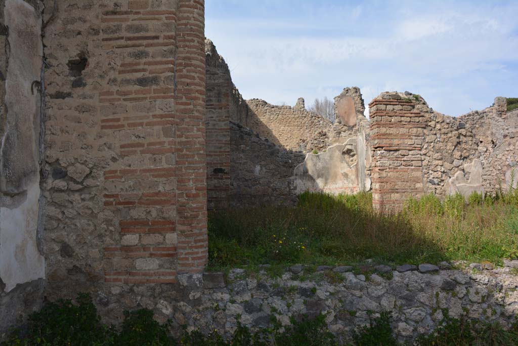VI 15 5 Pompeii. March 2019. Looking north at west end of north portico towards room 23.
Foto Annette Haug, ERC Grant 681269 D�COR.

