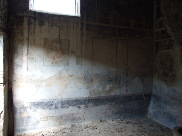 VI.15.6 Pompeii. March 2009. Room 15. Triclinium. East wall.