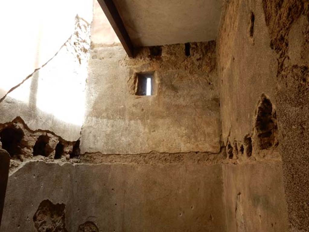 VI.15.8 Pompeii. May 2015. Looking east towards area that would have had a small mezzanine floor, supported by beams in the north and south walls. Photo courtesy of Buzz Ferebee.