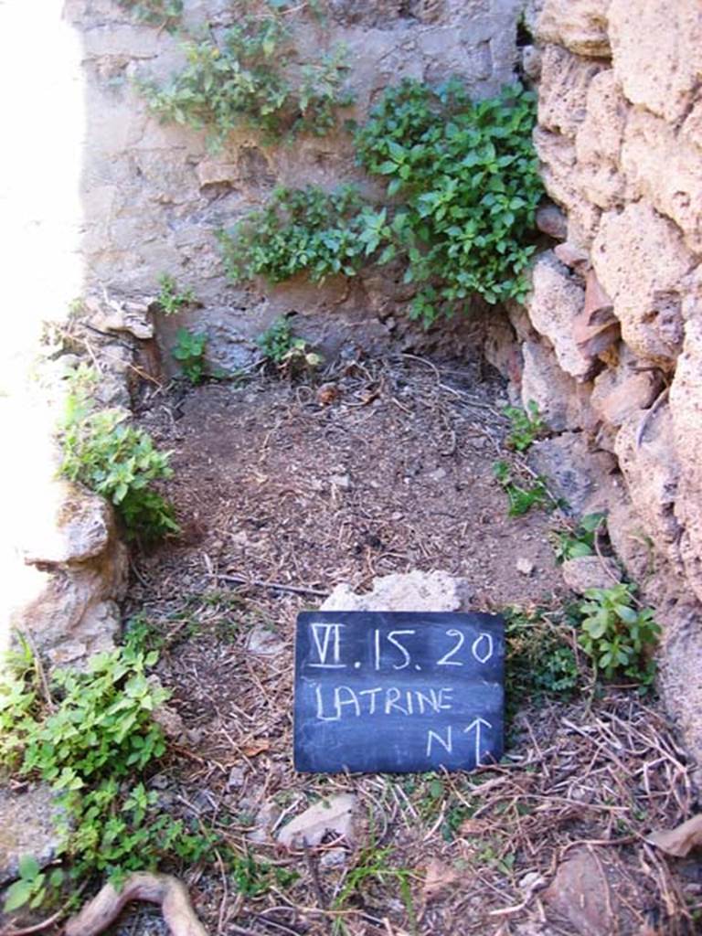 VI.15.20 Pompeii. July 2008. Looking north in latrine. Photo courtesy of Barry Hobson.