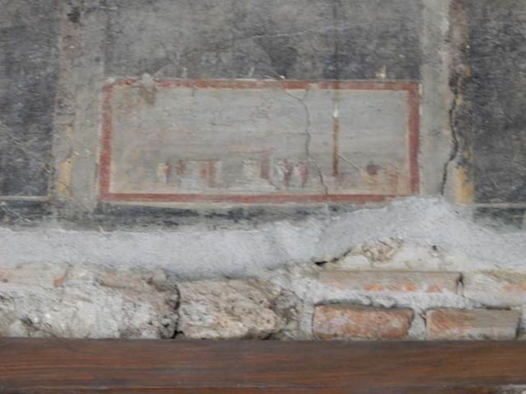 VI.16.7 Pompeii. May 2016.
Room F, painting on west wall of west portico above doorway to room R. Photo courtesy of Buzz Ferebee.