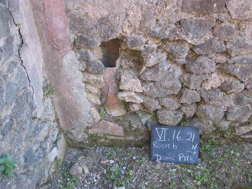 VI.16.20 Pompeii. July 2008. Downpipe in wall. Photo courtesy of Barry Hobson.