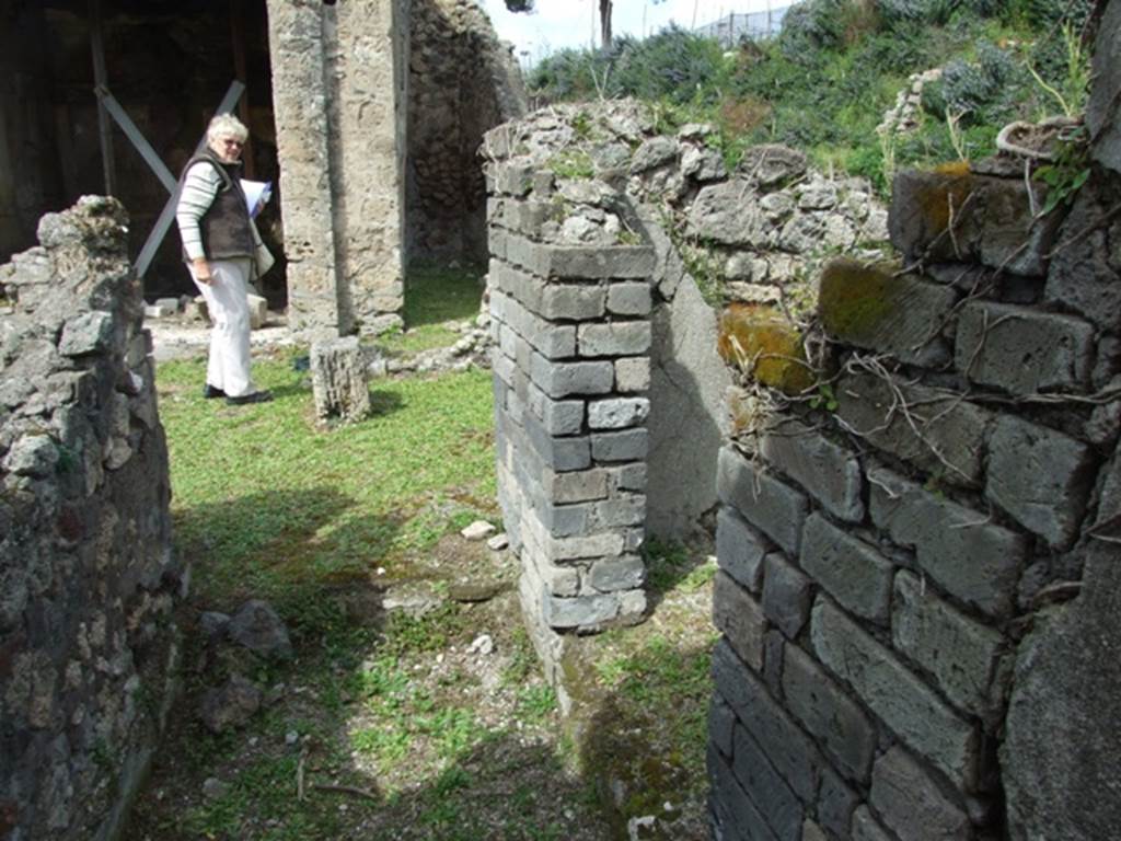 VI.16.27 Pompeii.  March 2009.  Room 12, Small room or cupboard.