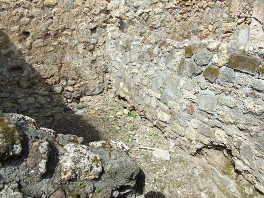 VI.16.28 Pompeii. March 2009. Room 3, north-west corner of atrium, with base of stairs to upper floor.