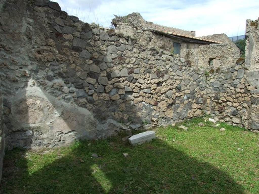 VI.16.32 Pompeii. March 2009. Room 4, North wall .