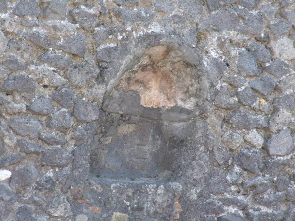 VI.17.4 Pompeii.  March 2009.  Niche.