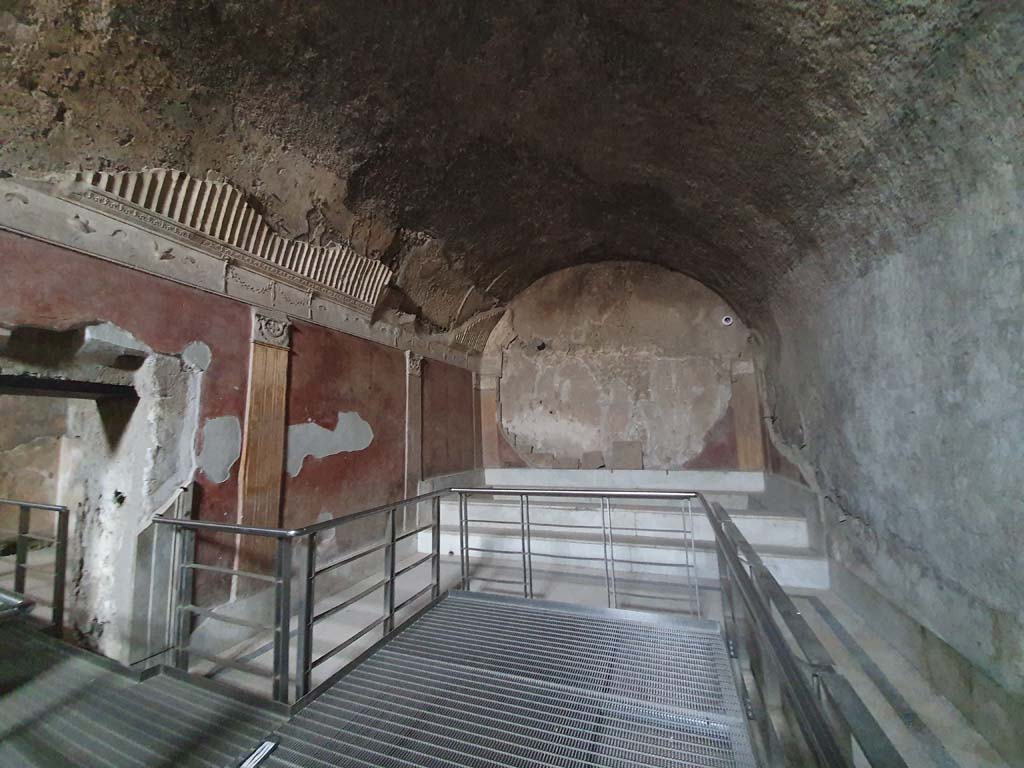 VII.1.8 Pompeii. July 2021. Caldarium 9, looking east towards marble pool.   
Foto Annette Haug, ERC Grant 681269 D�COR

