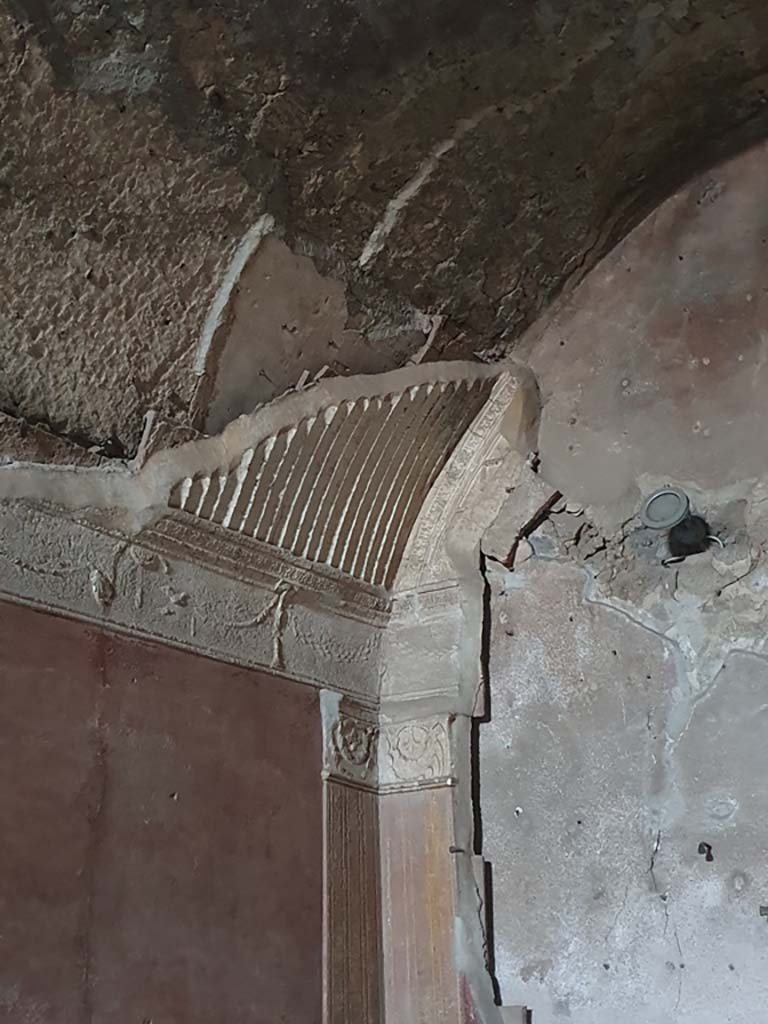 VII.1.8 Pompeii. July 2021. Caldarium 9, detail from upper north-east corner.     
Foto Annette Haug, ERC Grant 681269 D�COR
