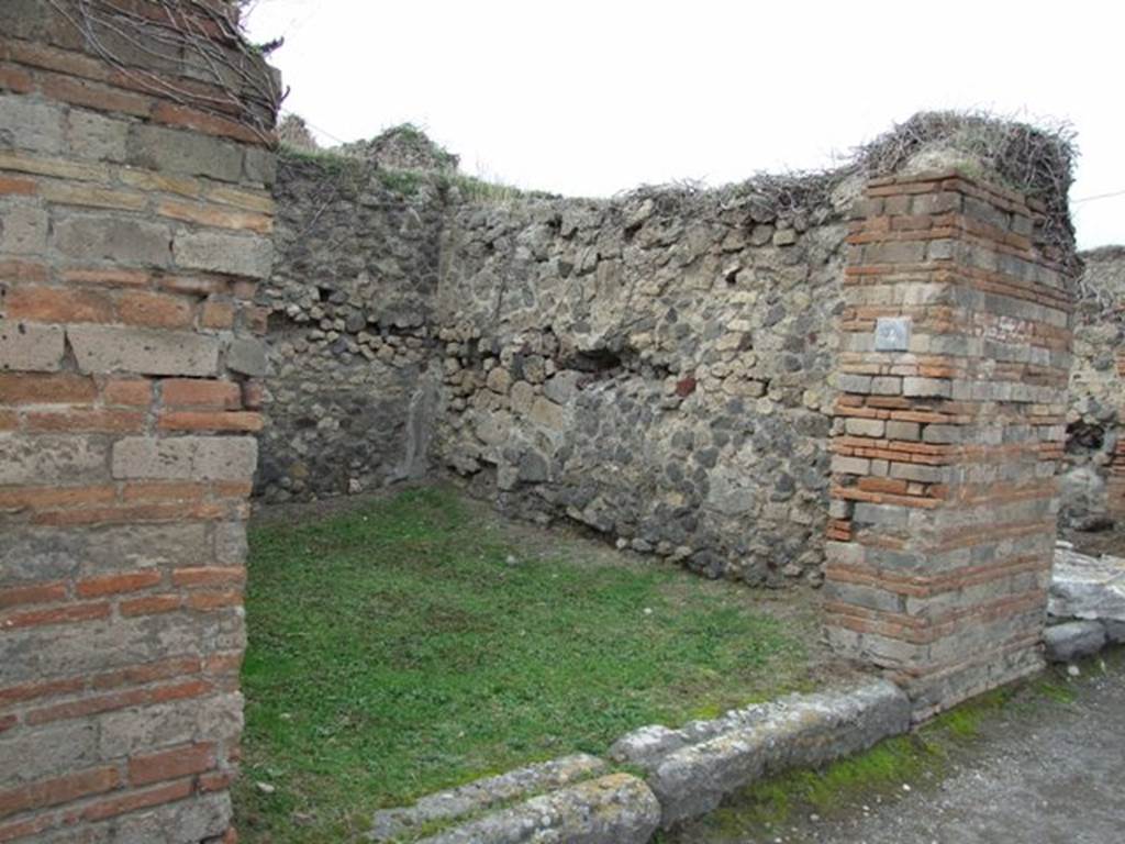 VII.2.4 Pompeii. December 2007. Threshold or sill.