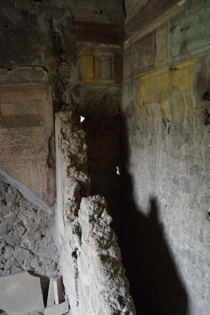 VII.2.16 Pompeii. October 2017. Room 21, north-west corner, detail of cupboard/recess.
Foto Taylor Lauritsen, ERC Grant 681269 D�COR.
