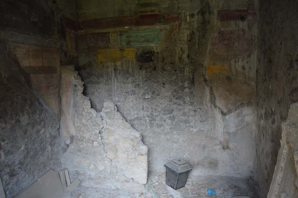 VII.2.16 Pompeii. October 2017. Room 21, looking towards north wall from doorway. 
Foto Taylor Lauritsen, ERC Grant 681269 D�COR.
