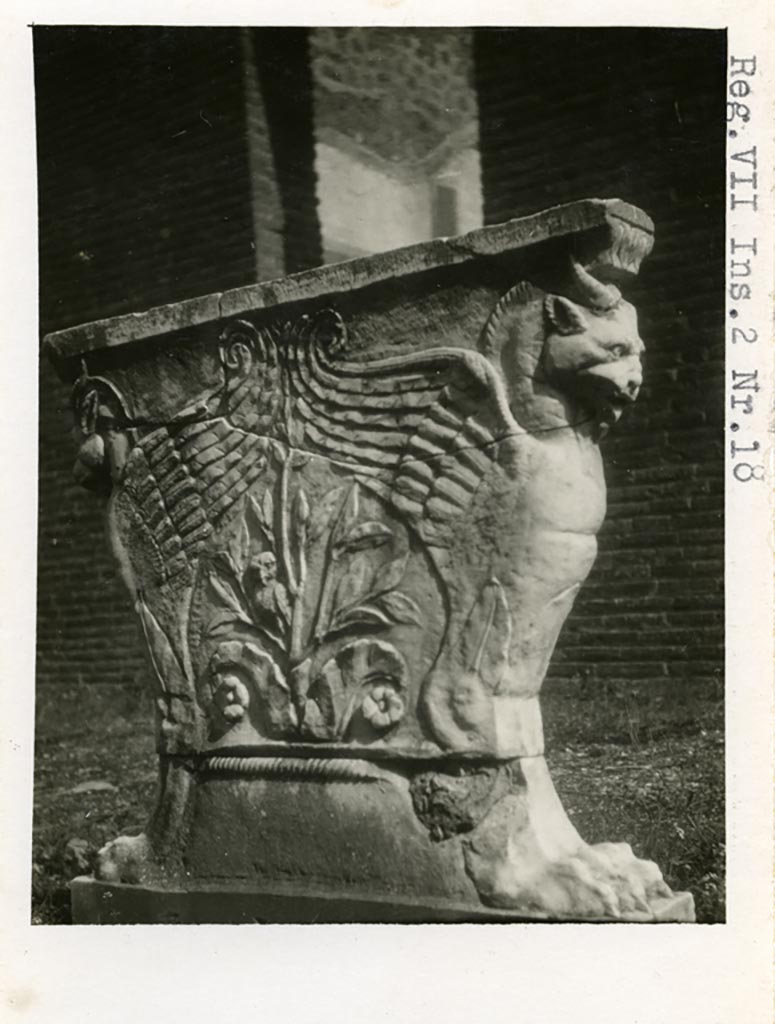 VII.2.18 Pompeii. Pre-1937-39. Looking east towards inside of east table leg.
Pre-1937-39. Photo courtesy of American Academy in Rome, Photographic Archive. Warsher collection no. 1514.