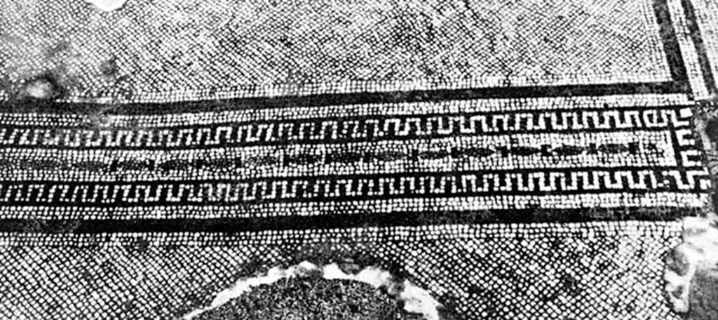 VII.2.20 Pompeii. c.1930s. Triclinium (t). Border of coloured limestone.
Photo by Tatiana Warscher W.0009. Photo � Deutsches Arch�ologisches Institut, Abteilung Rom, Arkiv. 
