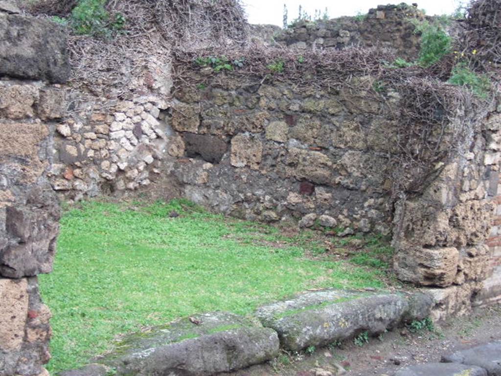 VII.2.36 Pompeii. December 2007. North west corner.