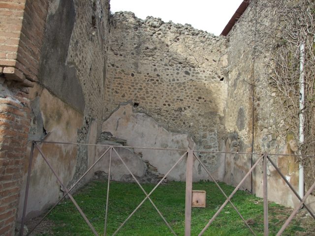 VII.2.43 Pompeii. December 2007. North wall.